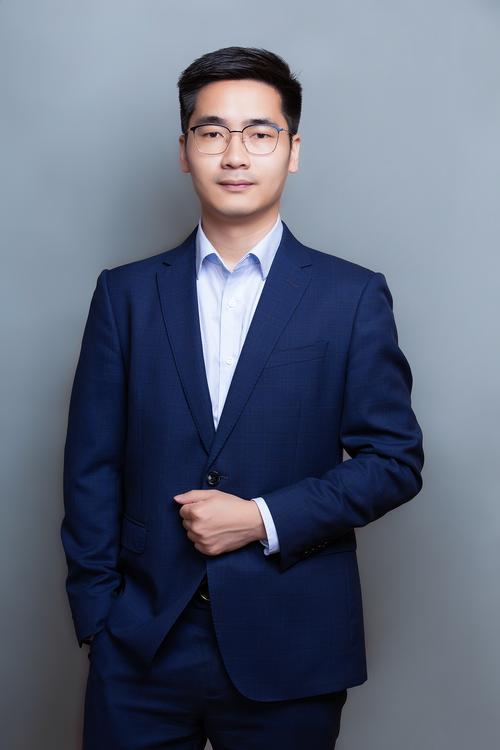 卓楼泰 项目运营总监